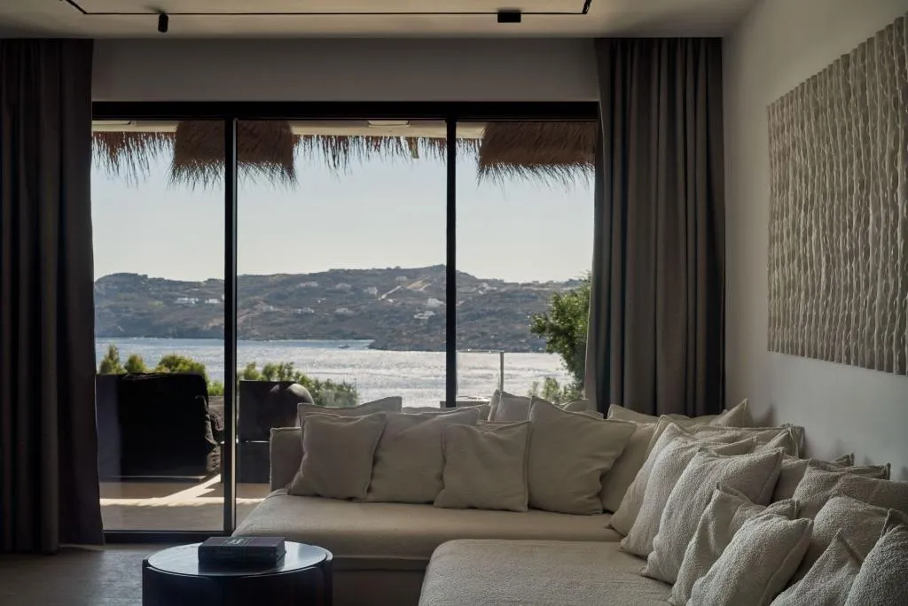 VILLA FOUR BEDROOMS Room, Myconian Villa Collection Preferred Hotels, Mykonos