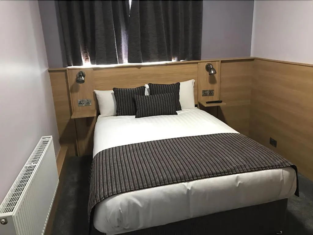 Room, Kennedy's Pub Drumcondra, Dublin