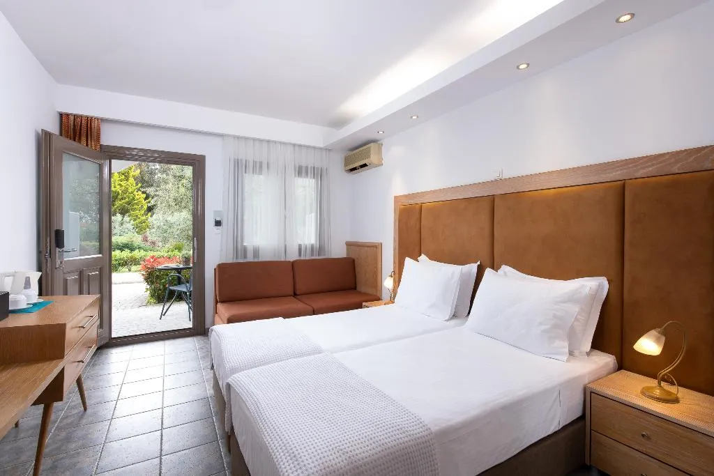Double or Twin GARDEN VIEW Room, Alexandros Palace Hotel & Suites, Halkidiki