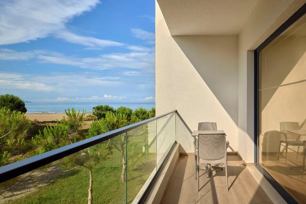 Room PARTIAL SEA VIEW Room, Sol Tropikal Durres, Durres