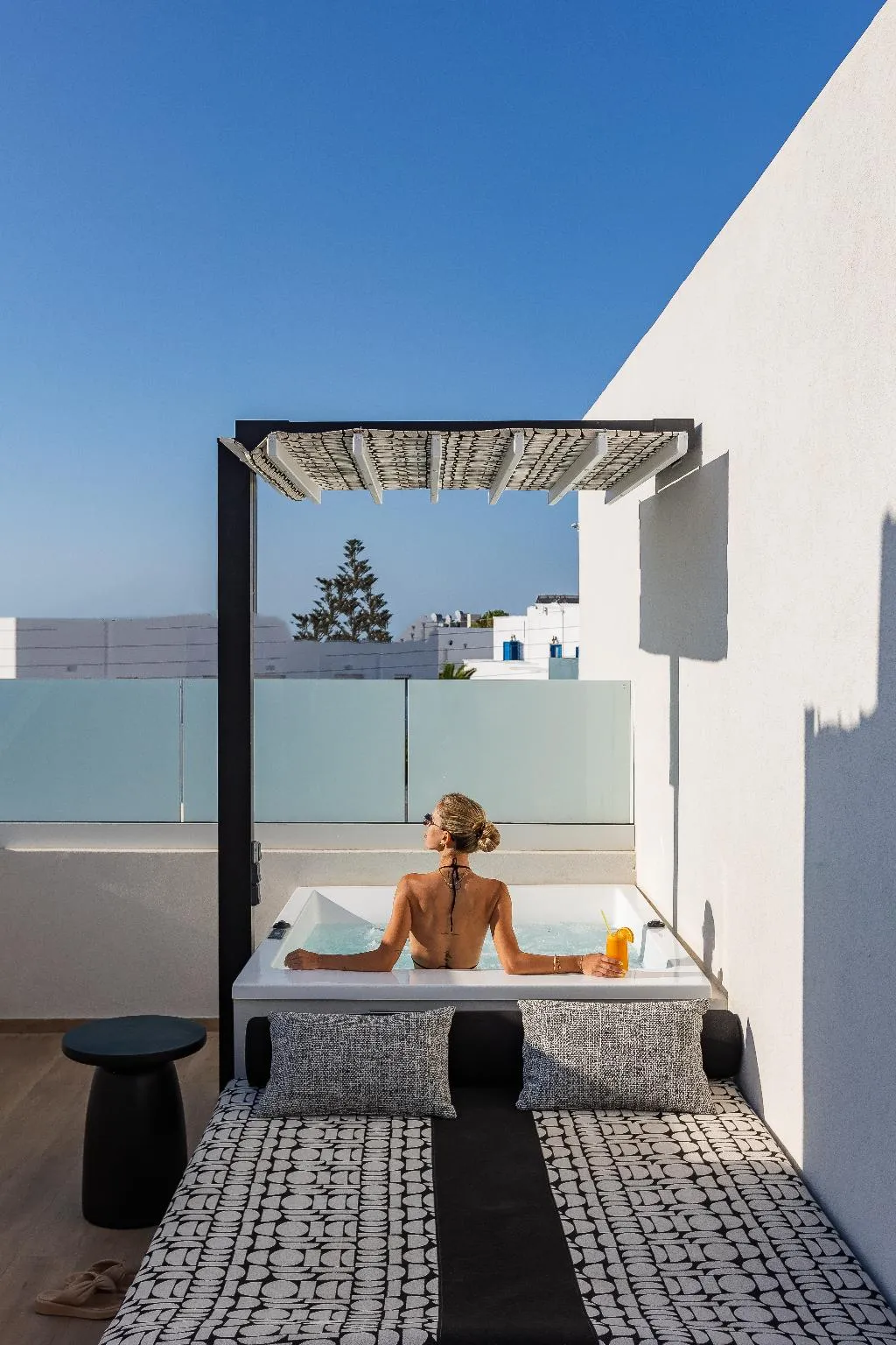 SUITE KING BED WITH JACUZZI Room, Santo Mangata Boutique Hotel & Spa, Santorini