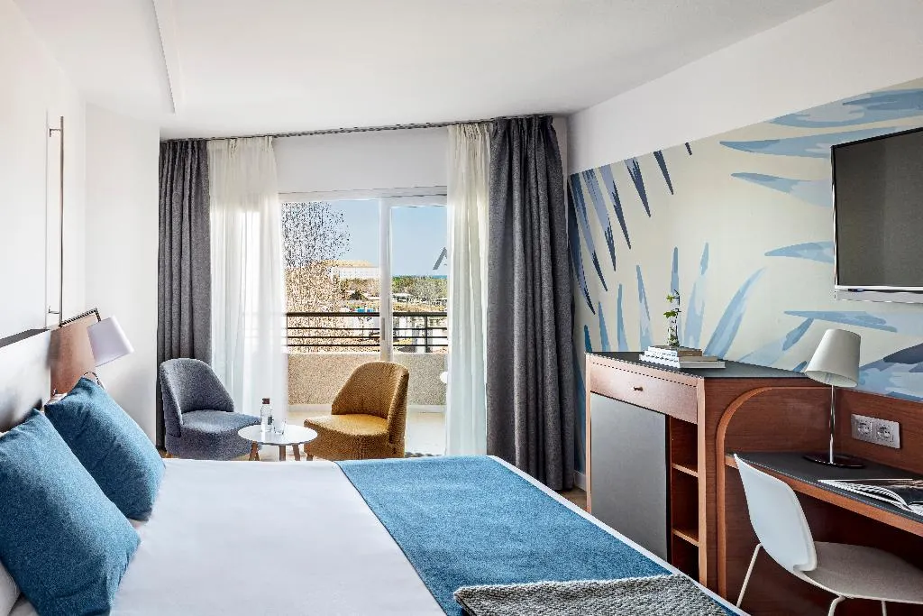 Double or Twin PREMIUM Room, Aqua Hotel Onabrava & Spa****S, Costa Brava