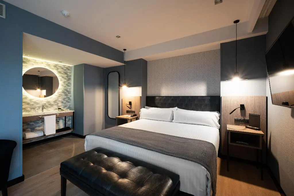 Double or Twin WITH TERRACE Room, Catalonia Atenas, Barcelona