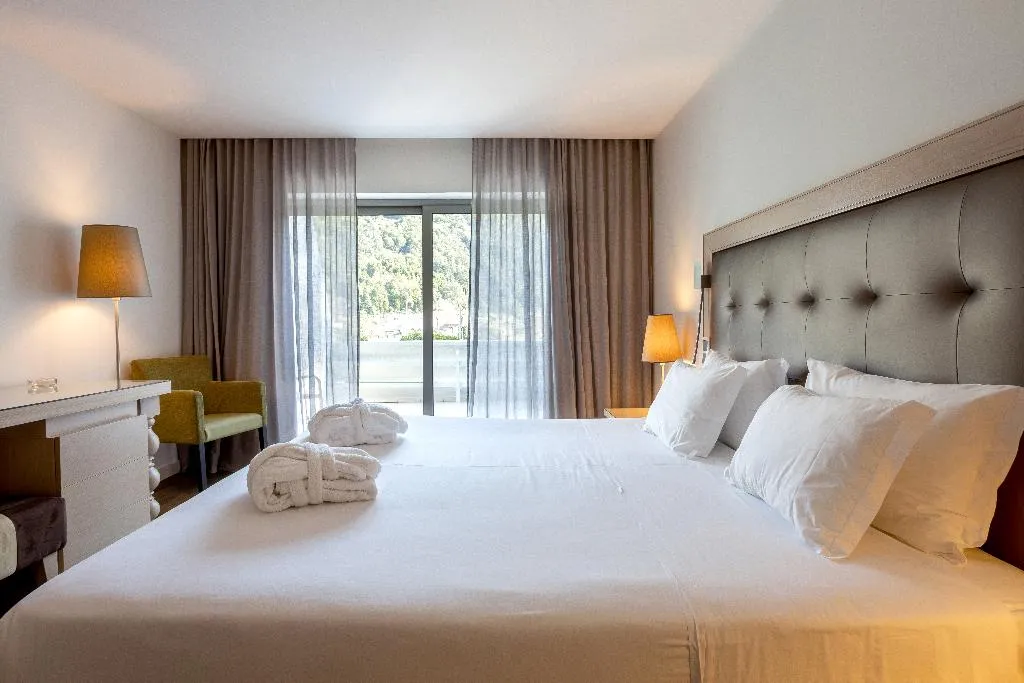 DOUBLE SUPERIOR Room, Hotel Porta do Sol, Porto