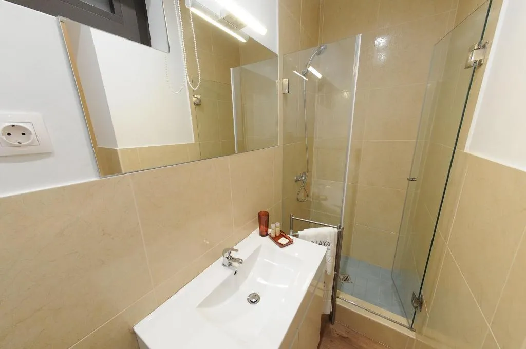 Room, Naya - Downtown Guesthouse, Porto