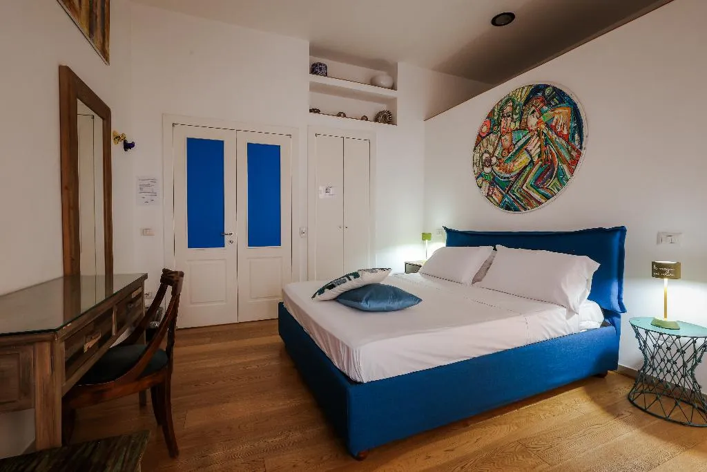 Room, Dimora Megaride, Naples