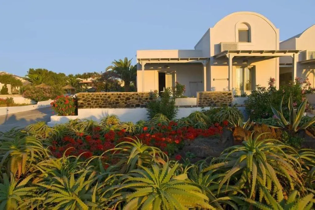 General view, Alafouzos Studios, Santorini