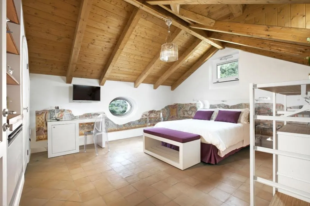 Room, Il Moro Di Positano, Naples