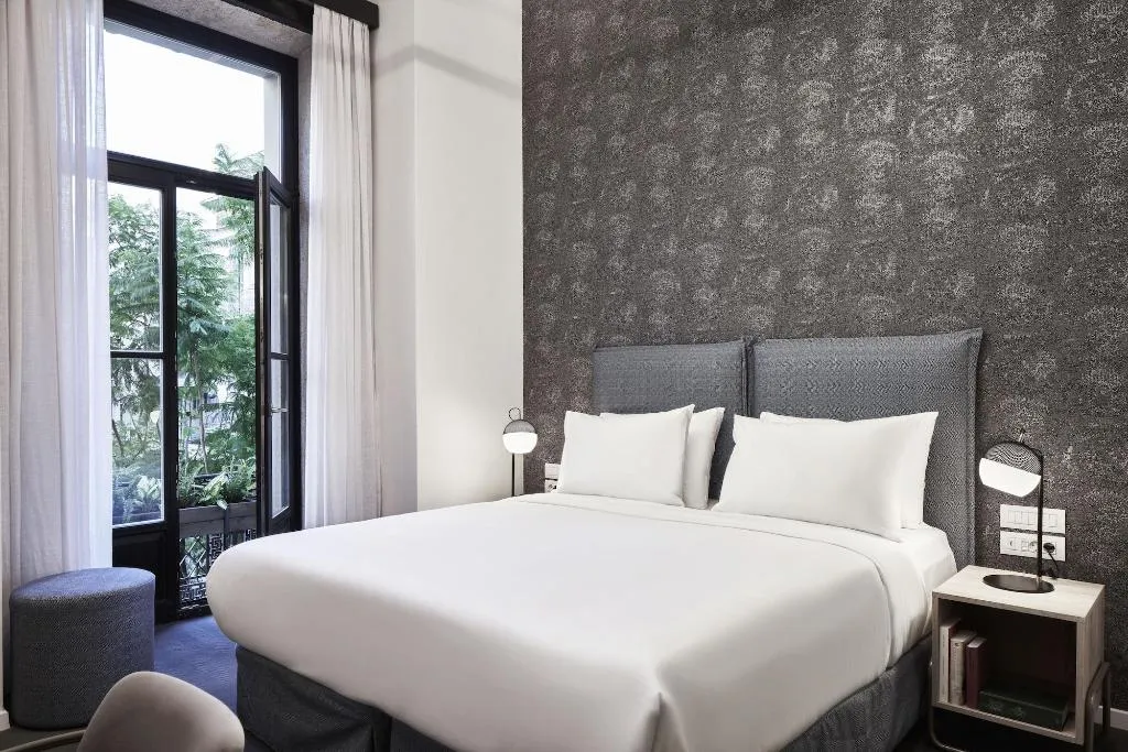Room, NLH Monastiraki, Athens