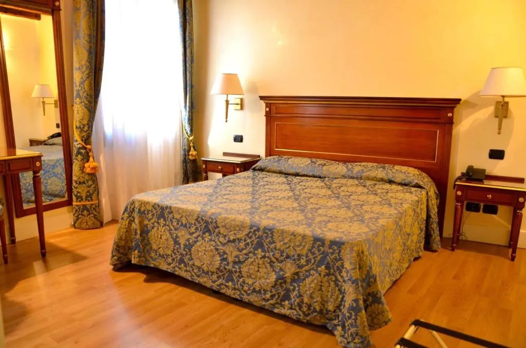 Room, B&B Le Marie, Venice