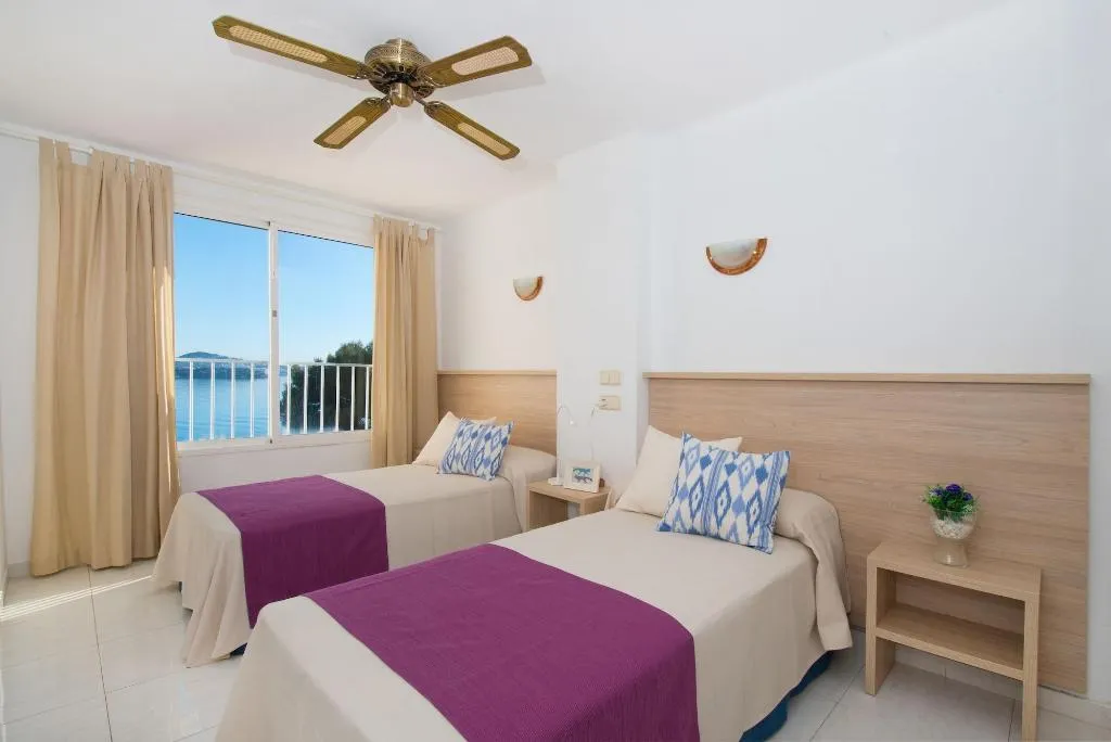 Room, Apartamentos Calablanca, Majorca