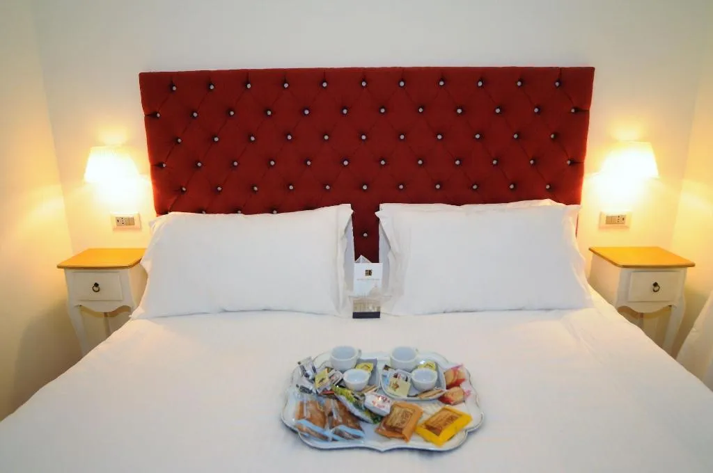 Room, Magia A Trilussa, Rome
