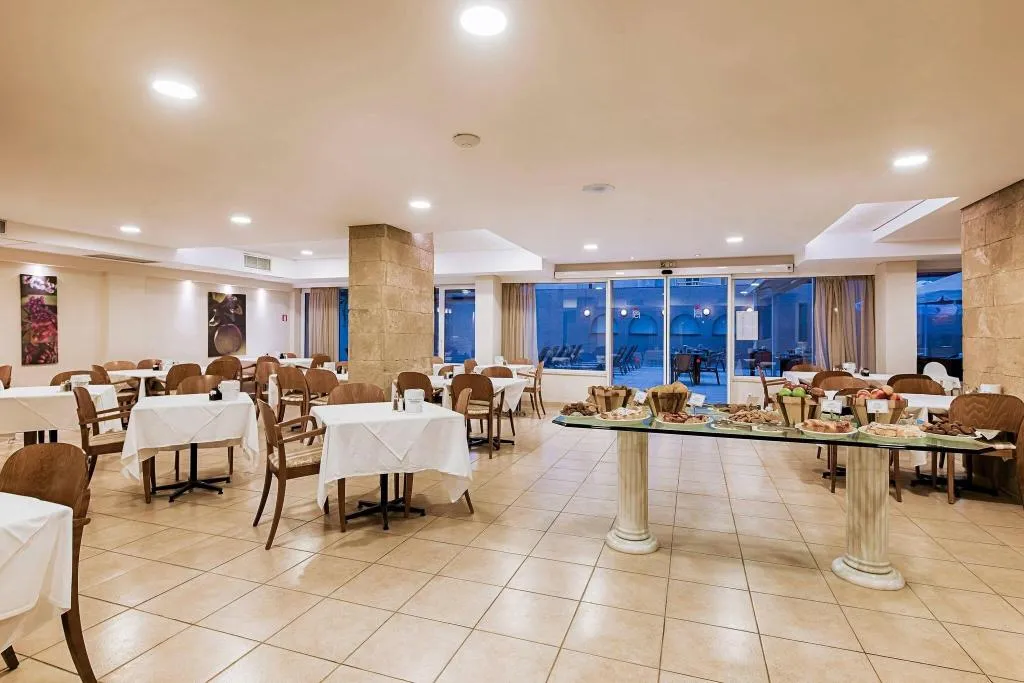 Restaurant, Esperia, Rhodes
