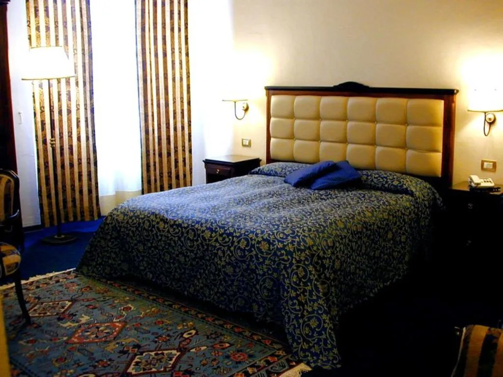 Room, HHB Hotel, Florence