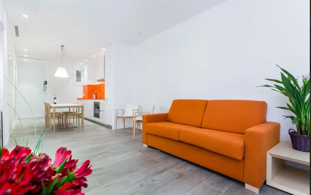APARTMENT CAPACITY 4 TWO BEDROOMS Room, Cosmo Apartaments Marina, Barcelona