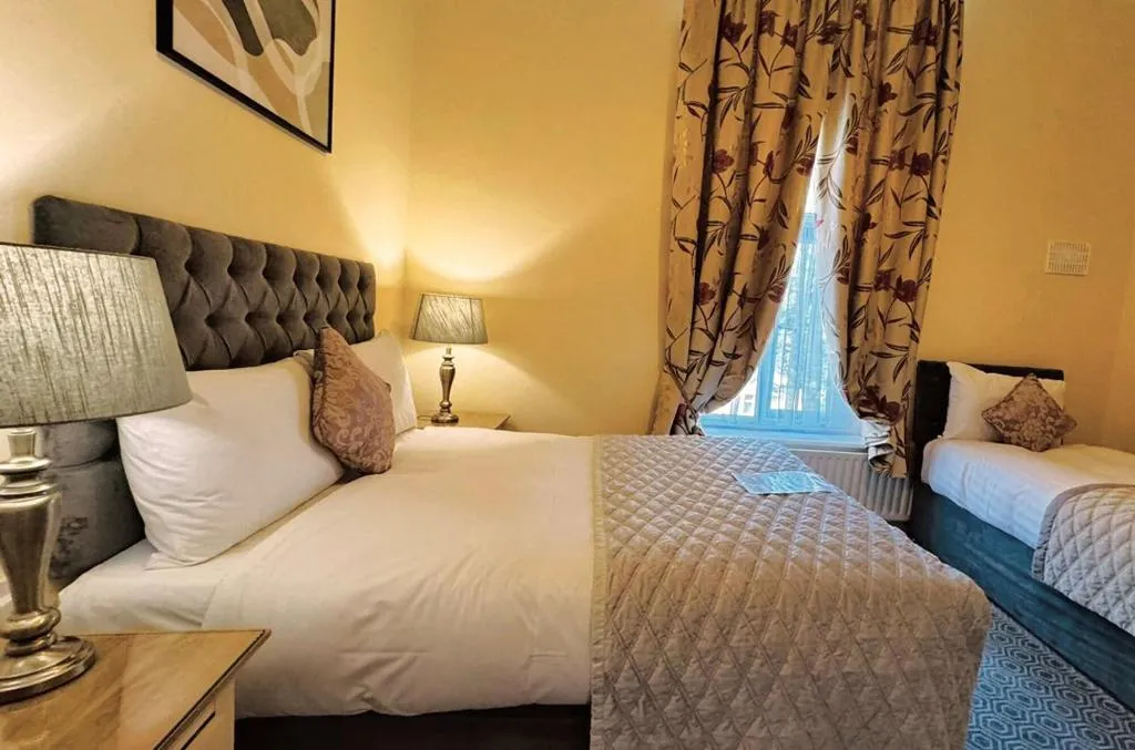 Room, Waterloo Lodge, Dublin