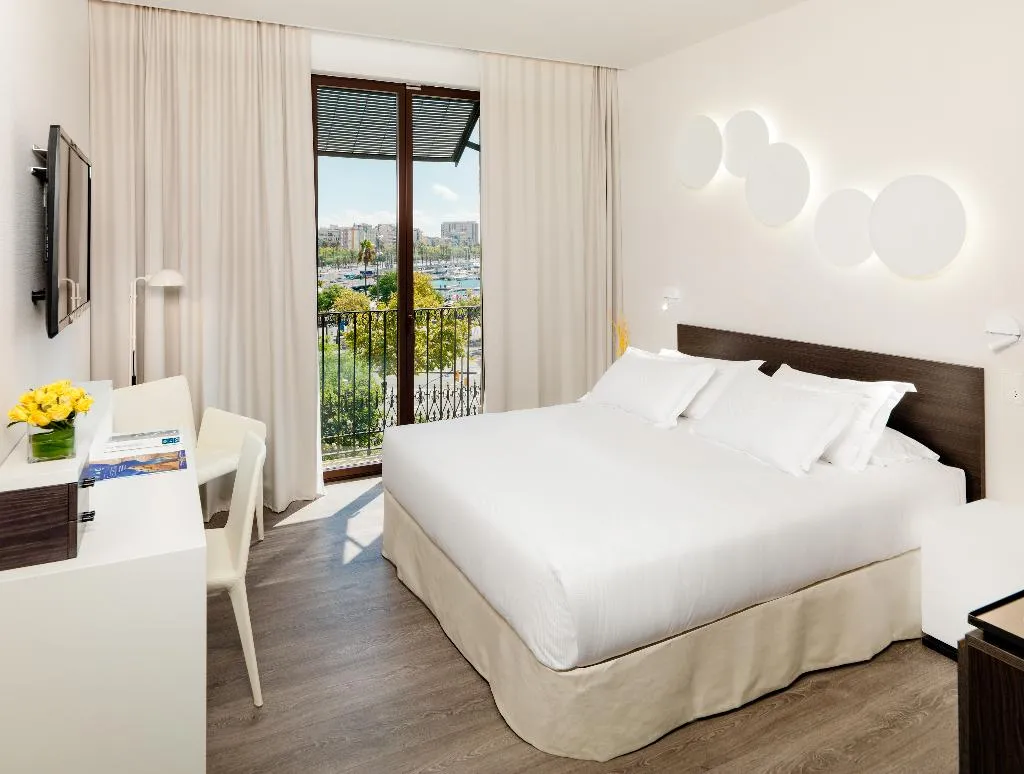 DOUBLE HARBOUR VIEW Room, H10 Port Vell, Barcelona