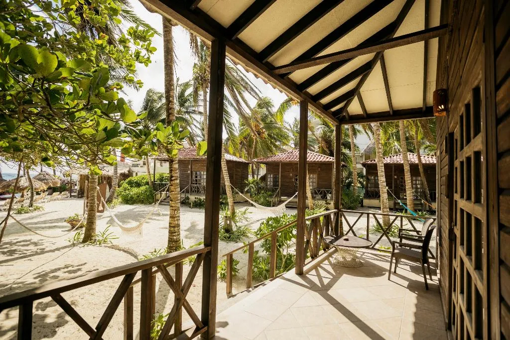 BUNGALOW WITH VIEWS Room, Petit Lafitte, Playa Del Carmen