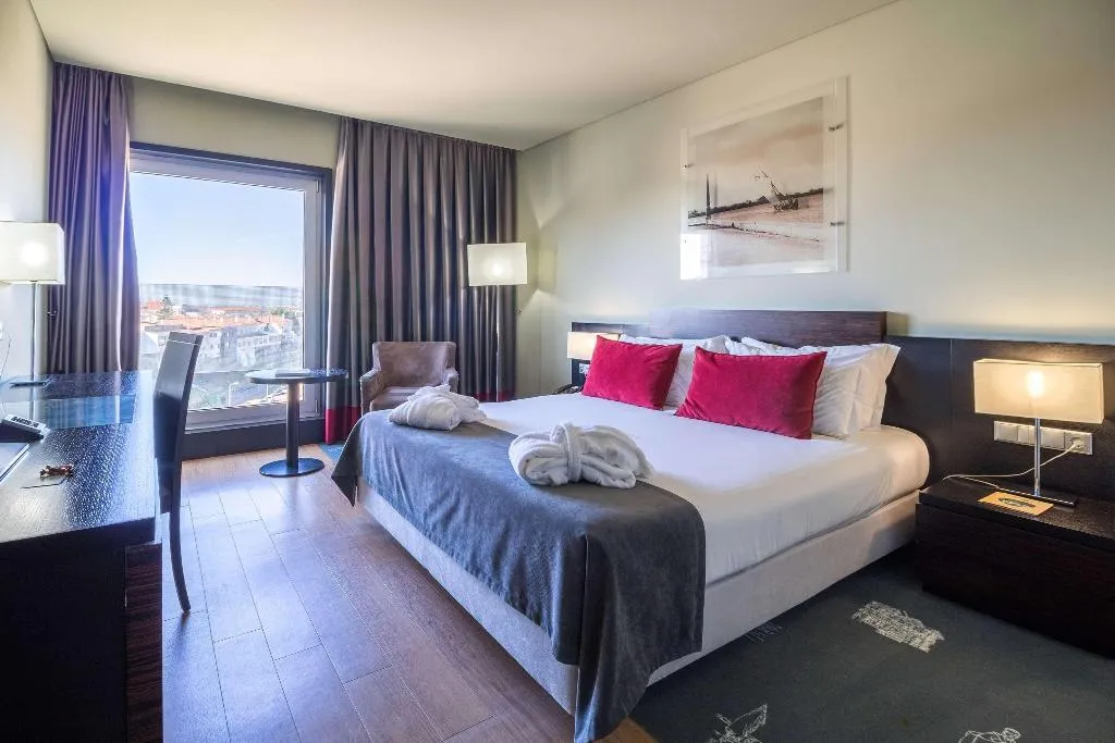 DOUBLE PREMIUM Room, Melia Ria, Algarve