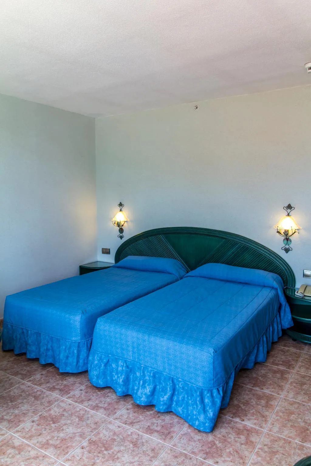 Double or Twin STANDARD Room, Kaktus Albir, Costa Blanca