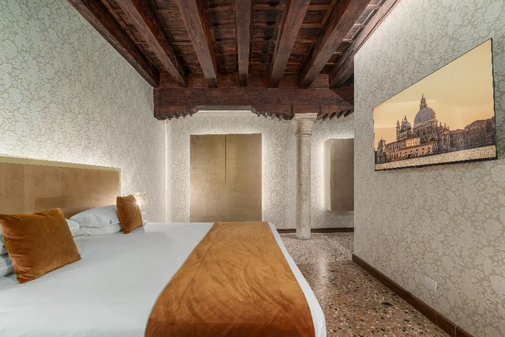 APARTMENT DELUXE TWO BEDROOM Room, Palazzo Paruta, Venice