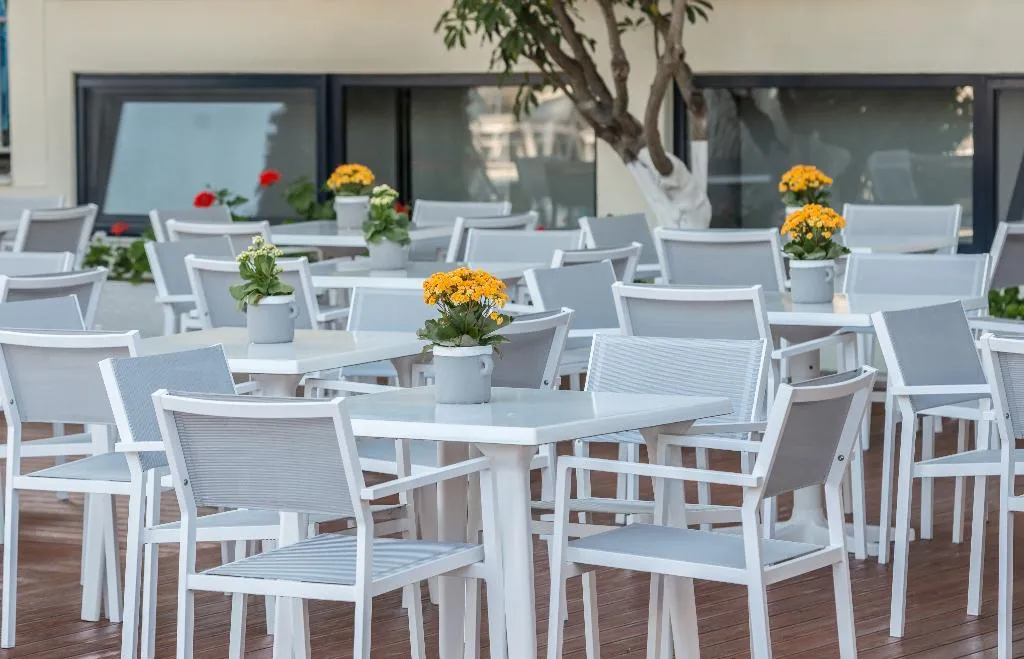 Terrace, Contessa, Zante