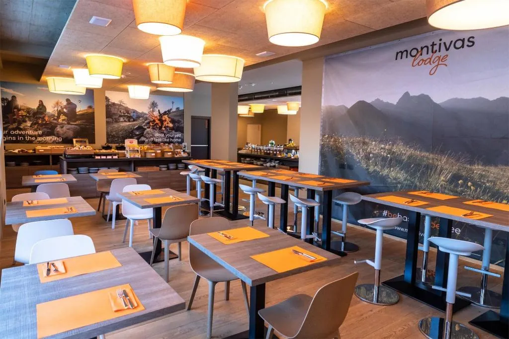 Restaurant, Montivas Lodge, Milan
