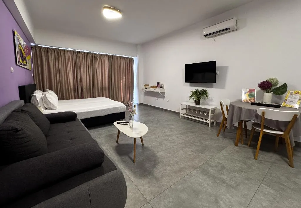 SUITE COMFORT Room, Connect Suites, Athens