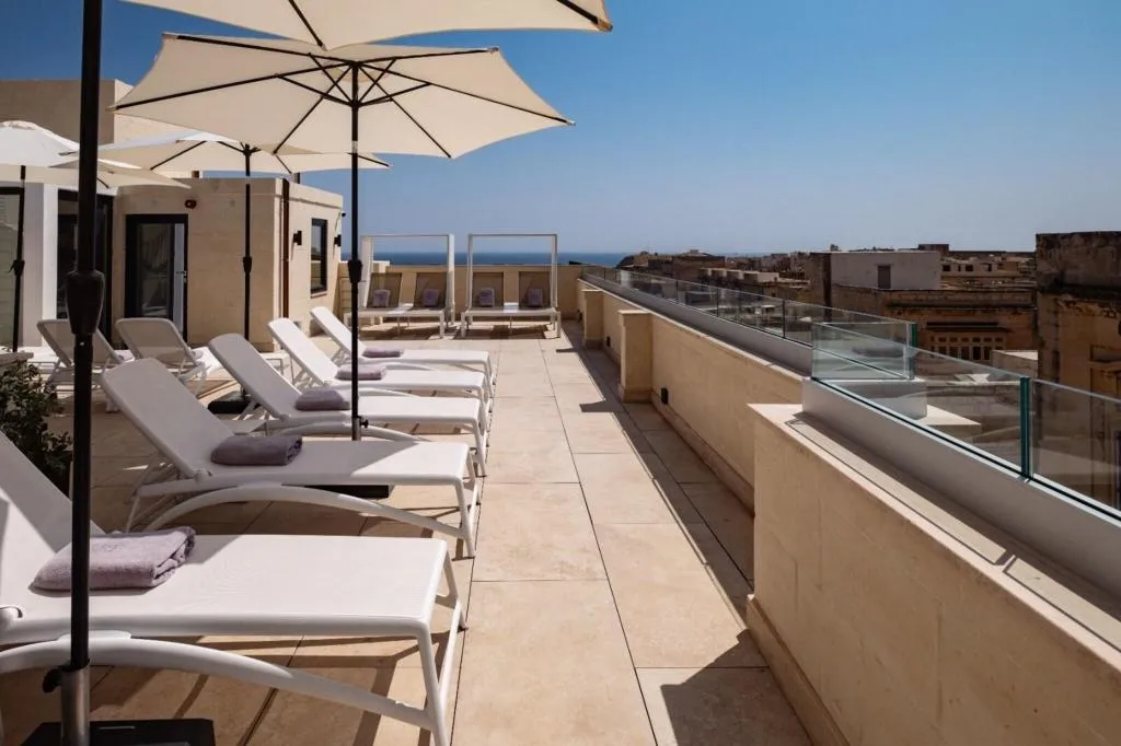 Terrace, Palais Le Brun, Malta
