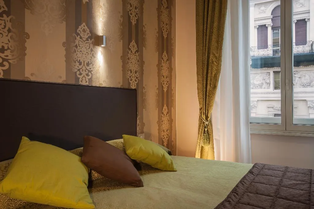 SUITE STANDARD Room, Rome Kings Suite, Rome