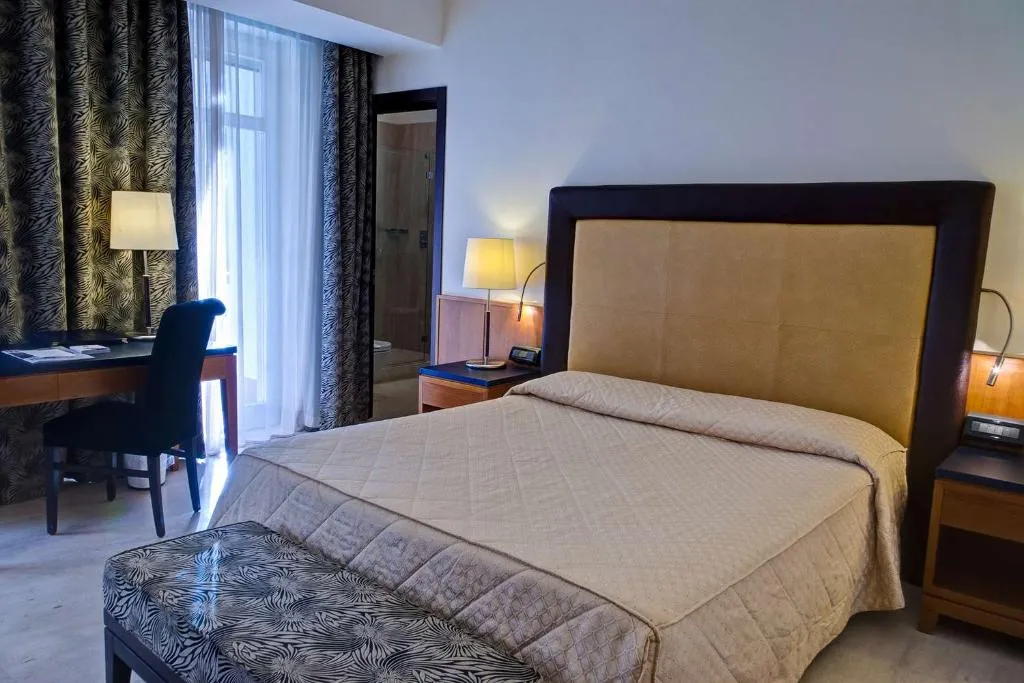 Room, Esplanade Boutique Hotel, Naples