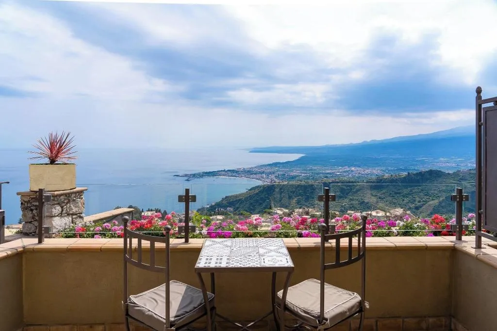 General view, Villa Ducale, Taormina