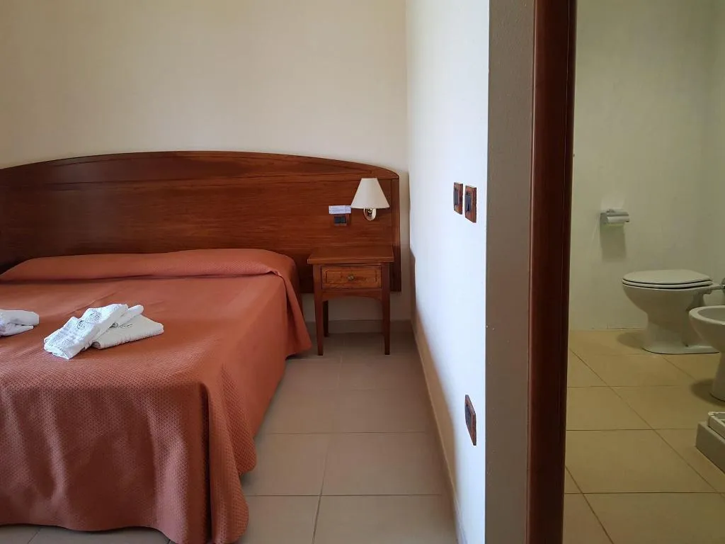 Room, S Olia Hotel, Cagliari