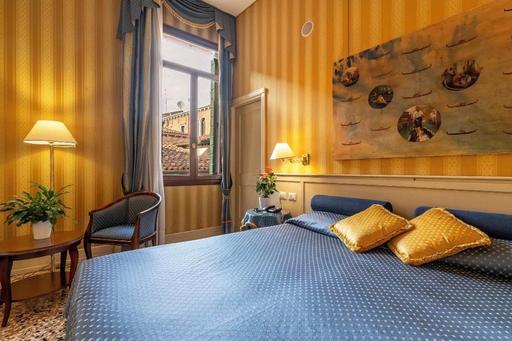 Room, Bella Venezia, Venice
