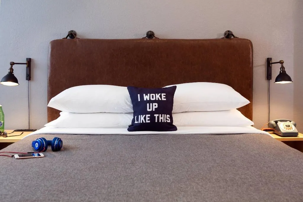 Room, Moxy Athens City, Athens