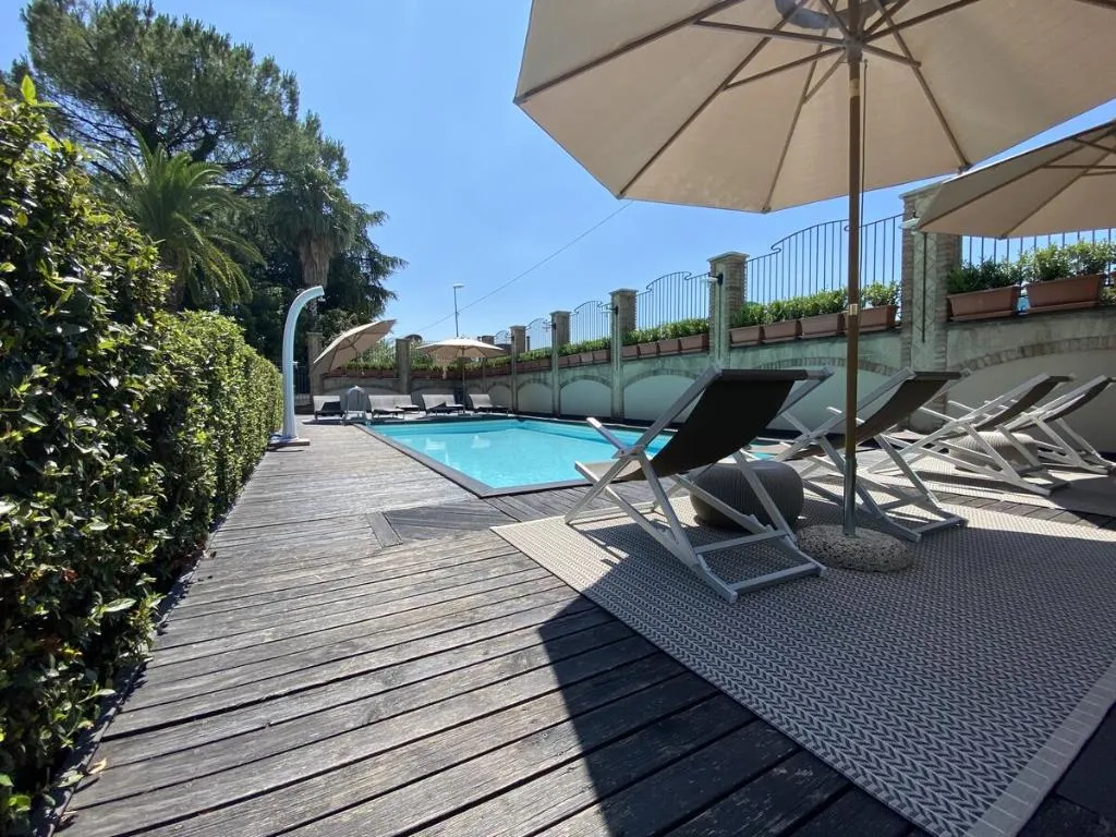 Pool, Casal Dell'Angelo, Naples
