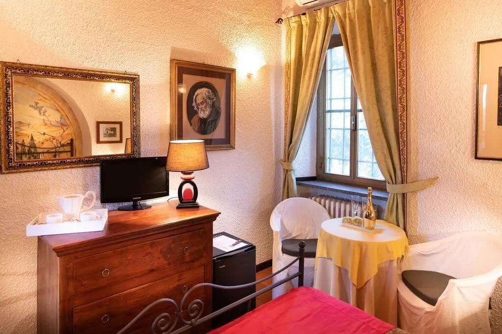 Room, Parco Delle Nazioni, Rome