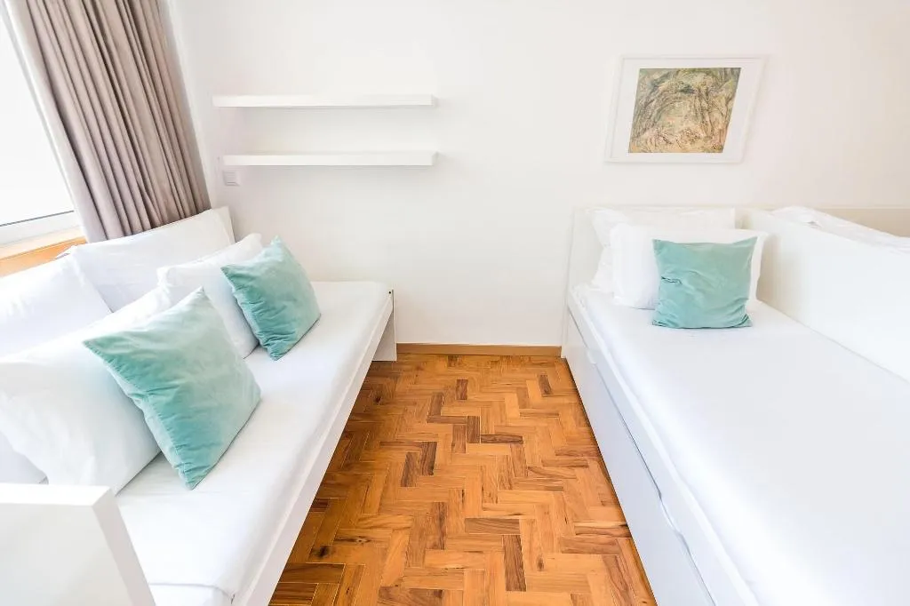 Sports and Entertainment, Oporto Stories Apartments - Santa Catarina, 219, Porto