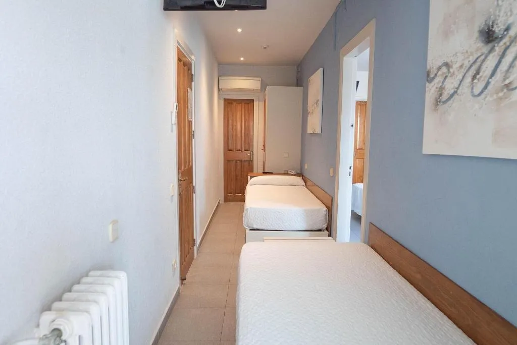 Room, S'Agoita, Costa Brava