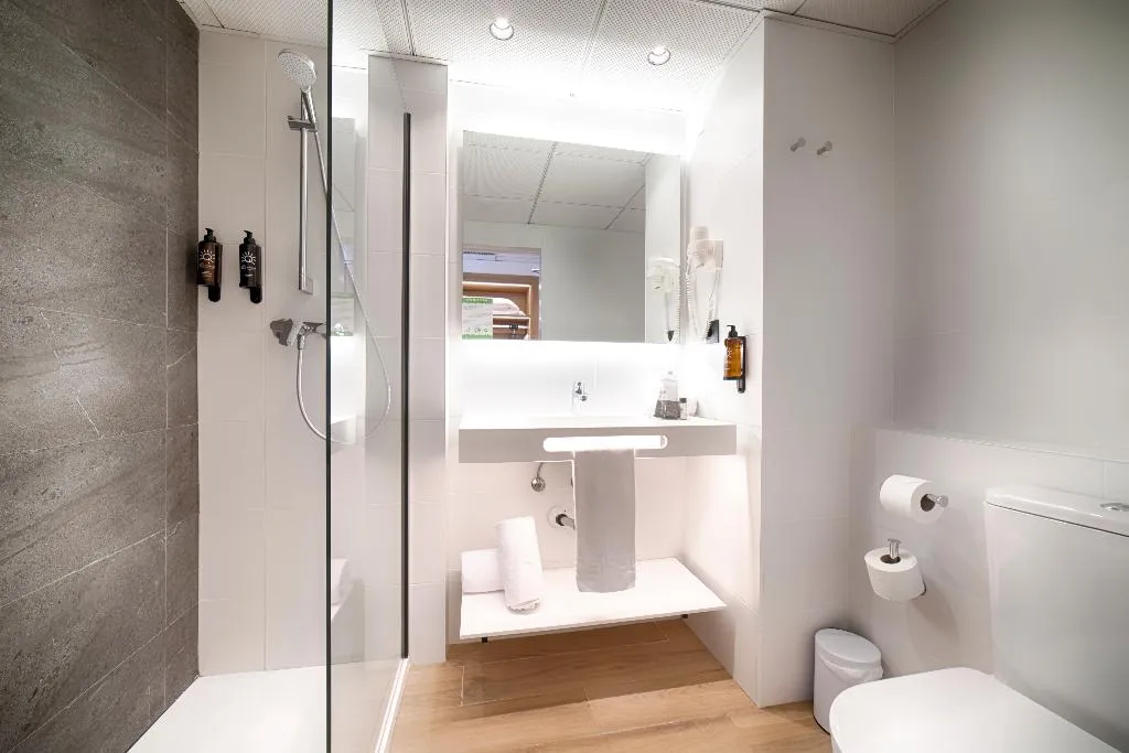 QUADRUPLE STANDARD Room, Ohtels Belvedere, Costa Dorada