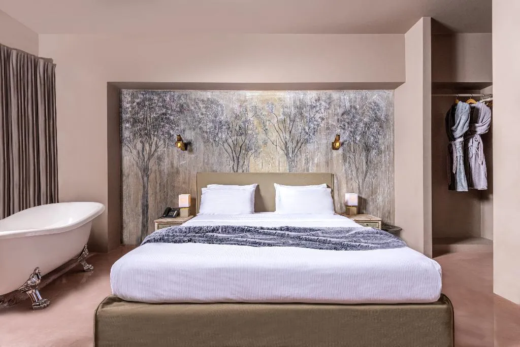 SUITE WITH BALCONY WITH VIEWS Room, iFeel Athens, Athens