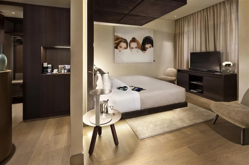 SUITE WITH TERRACE Room, Me Milan Il Duca, Milan