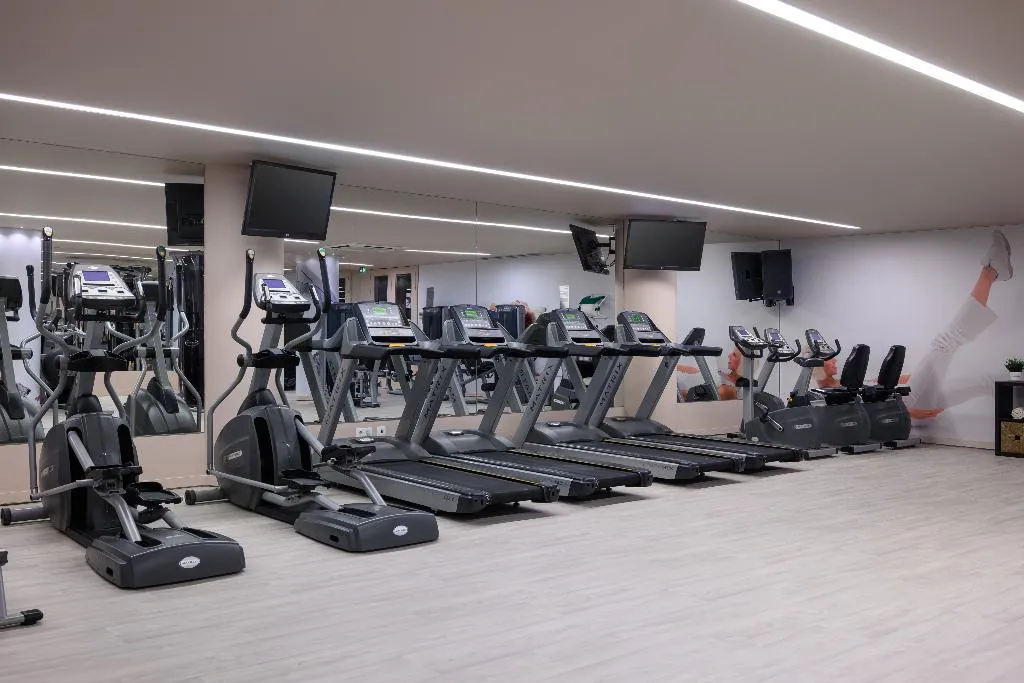 Sports and Entertainment, Melia Lisboa Aeroporto, Lisbon