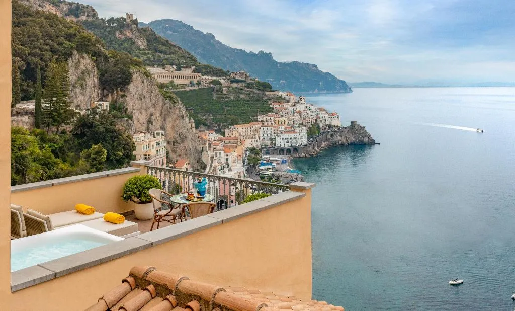DOUBLE PREMIUM Room, Anantara Convento di Amalfi Grand Hotel, Naples