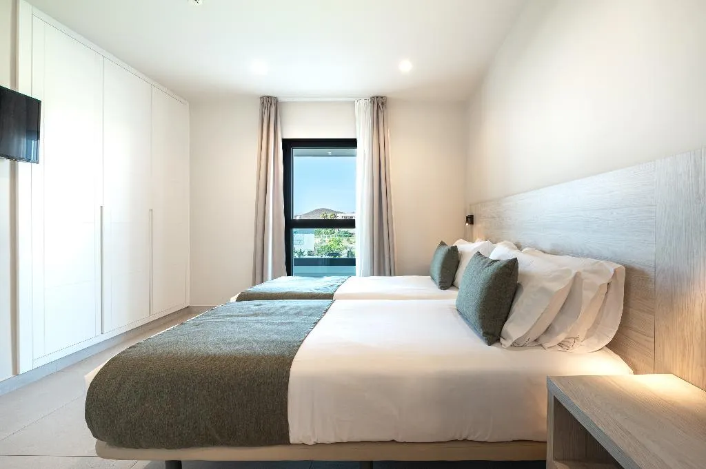 Room, Amarilla Golf Residences, Tenerife