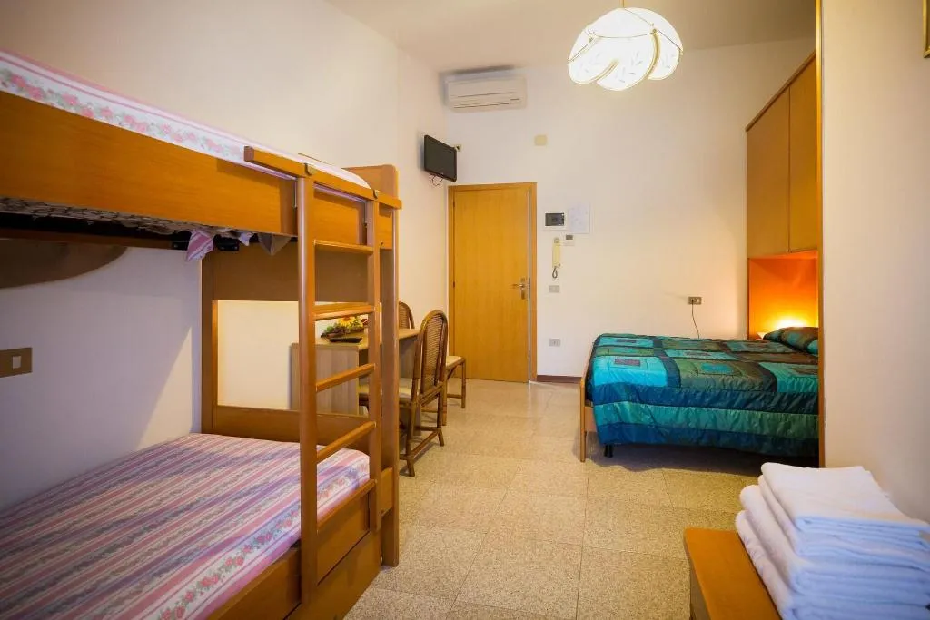 Room, Hotel Fabrizio, Venice
