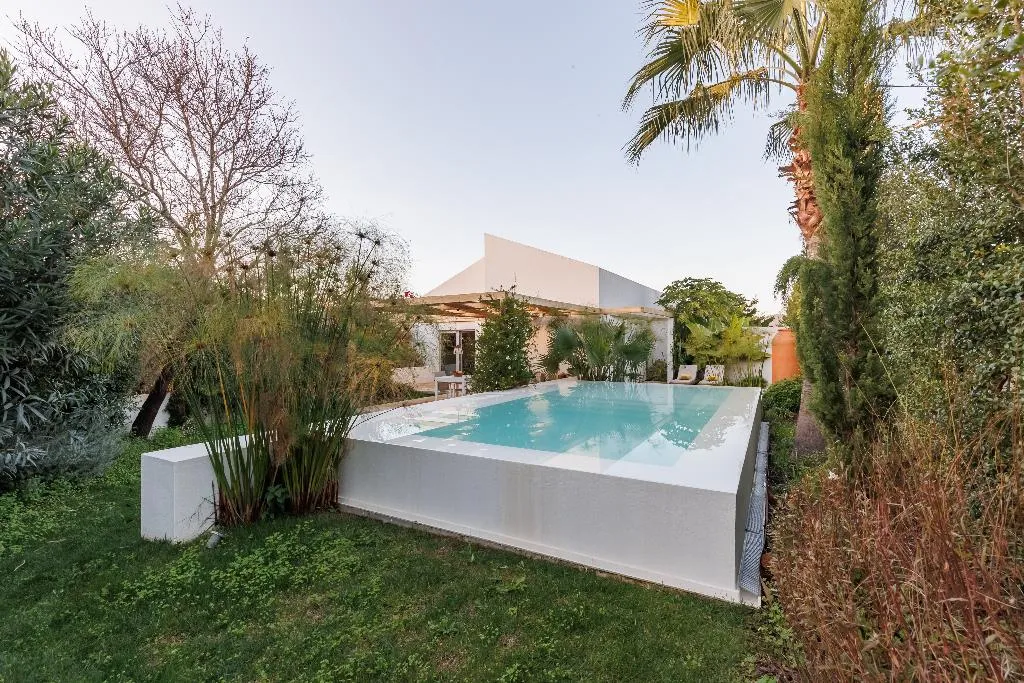 APARTMENT WITH PRIVATE POOL Room, Laranjal Farm House, Algarve