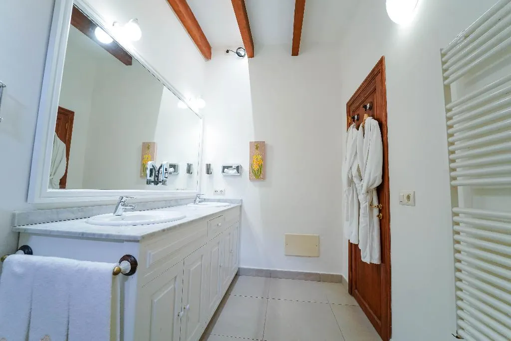 JUNIOR SUITE STANDARD Room, Hotel Rural S'Olivaret, Majorca