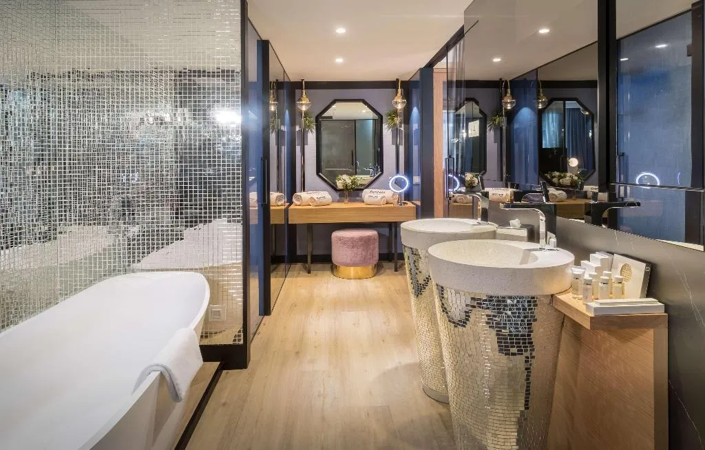 Room, Barcelo Imagine, Madrid