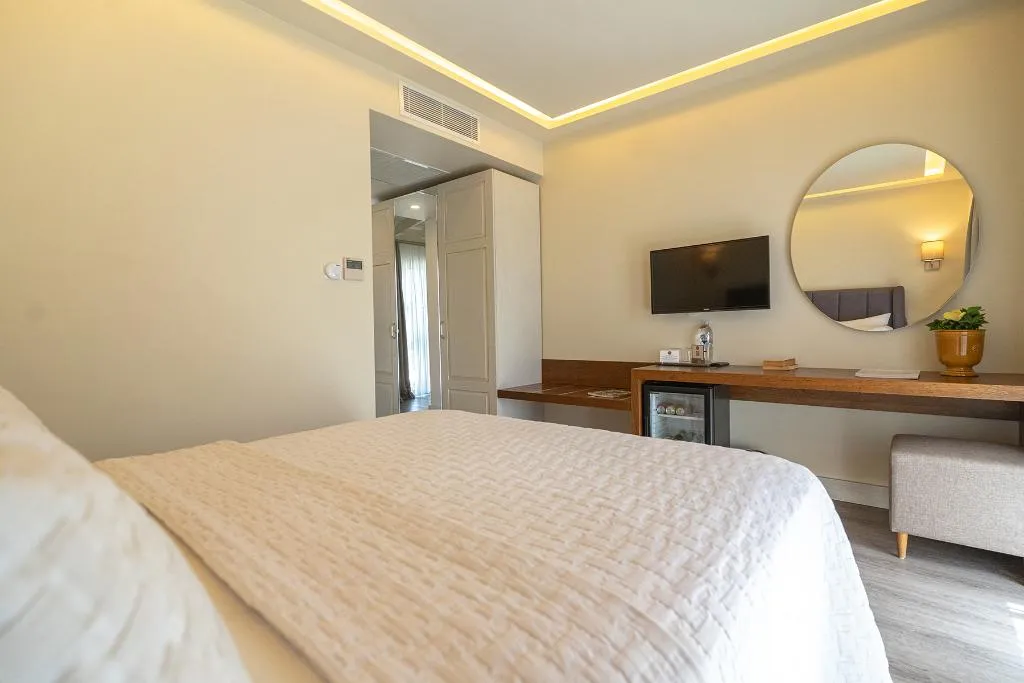TRIPLE DELUXE WITH BALCONY Room, Casa Luna Hotel Alacati, Izmir